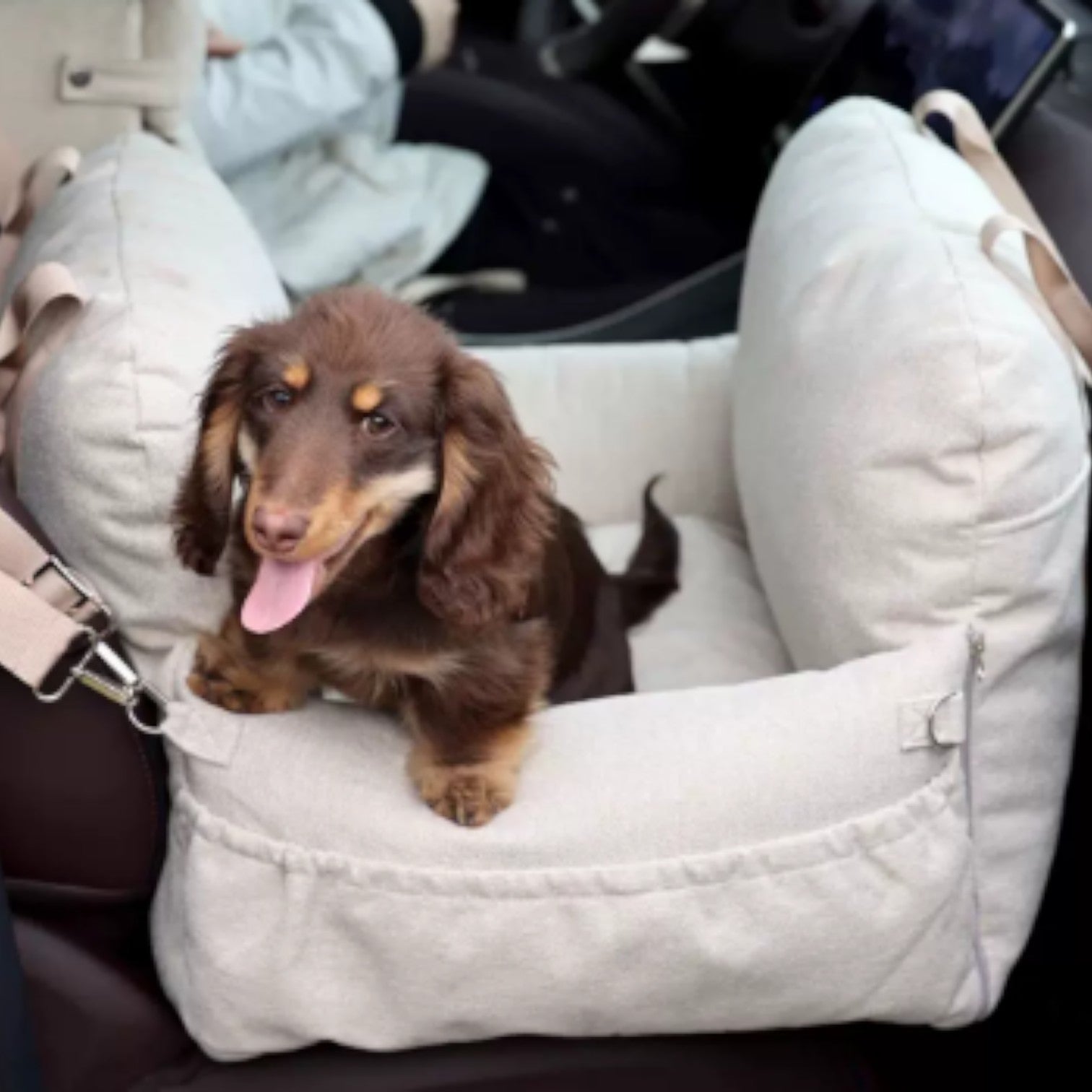 ComfiRide-Dachshund-Car-Bed.jpg