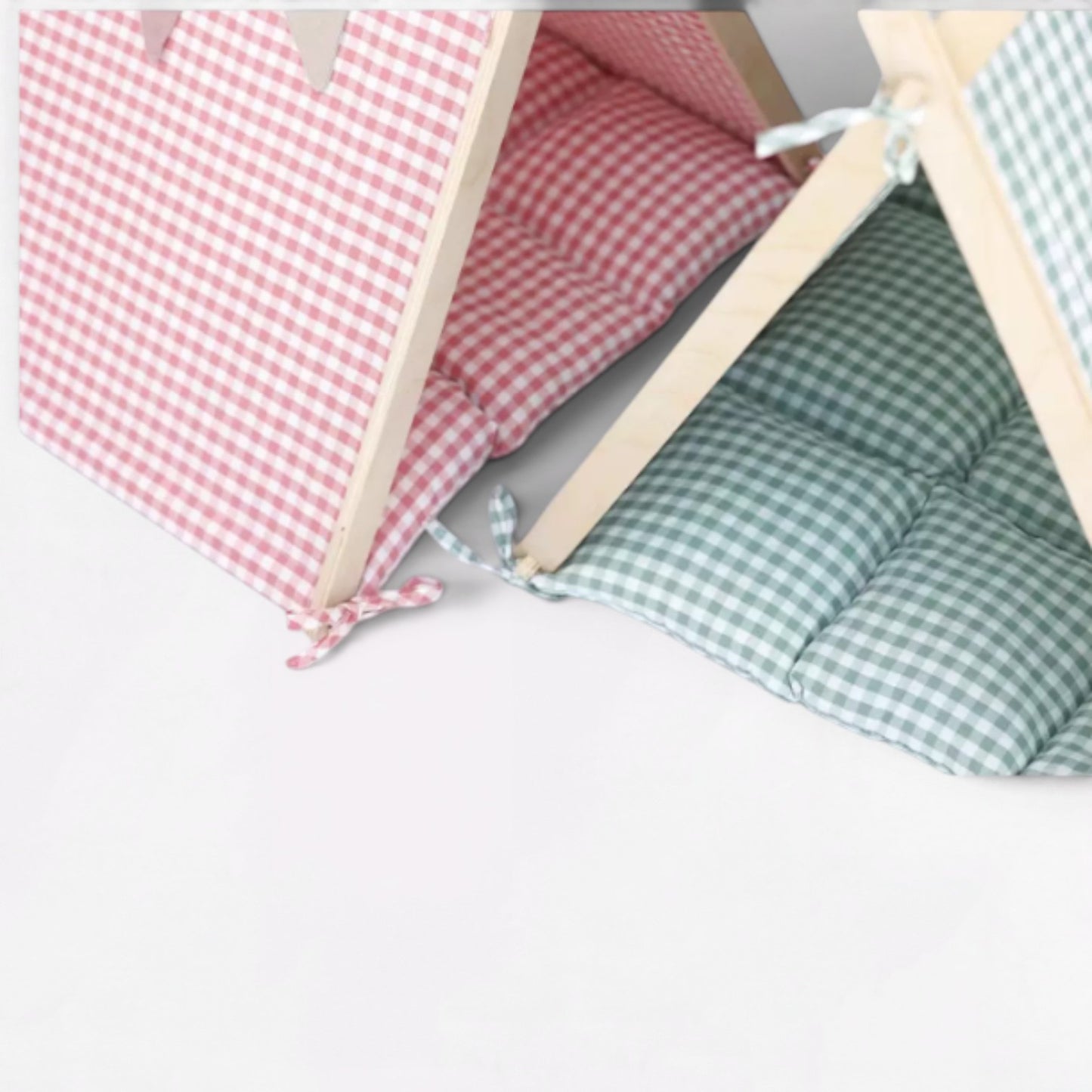PawHav-Dachshund-Checkered-Tent-House.jpg