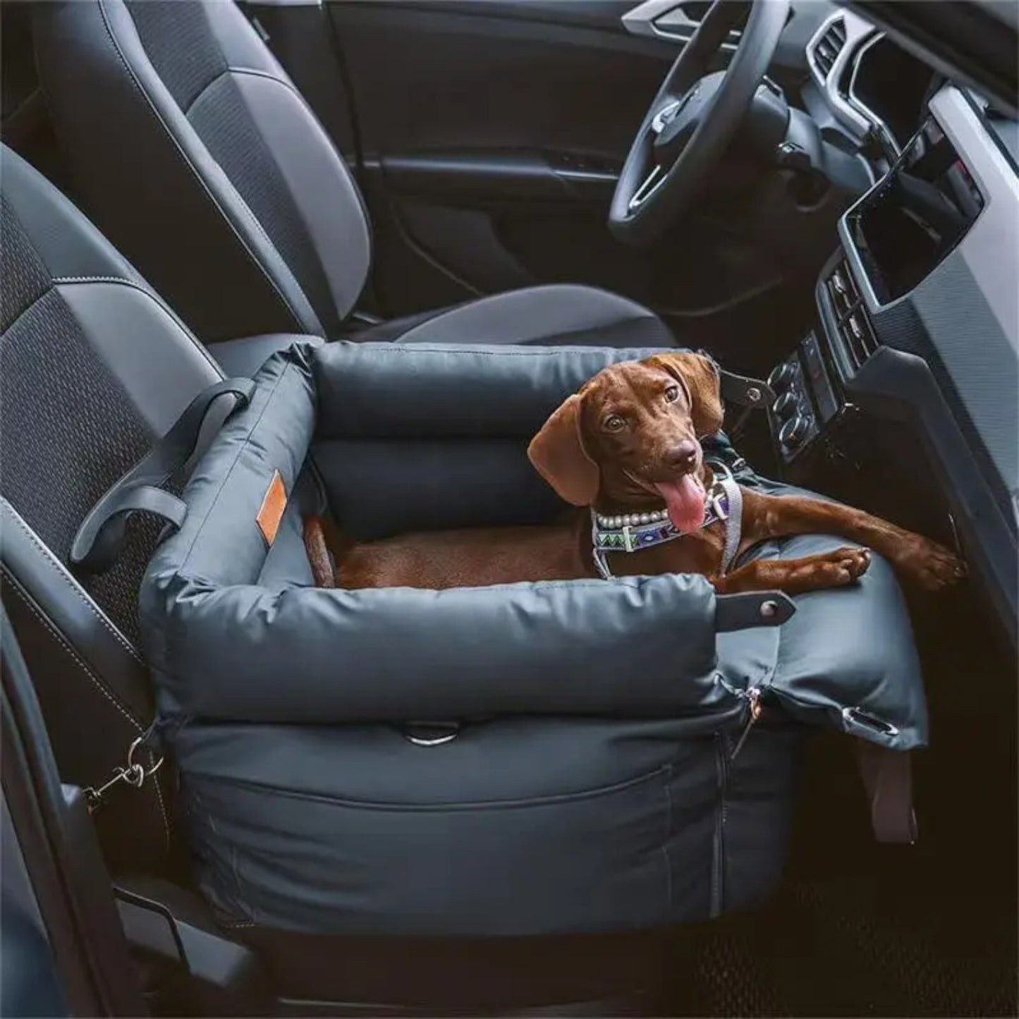 PawNest-Dachshund-Portable-Car-Seat.jpg