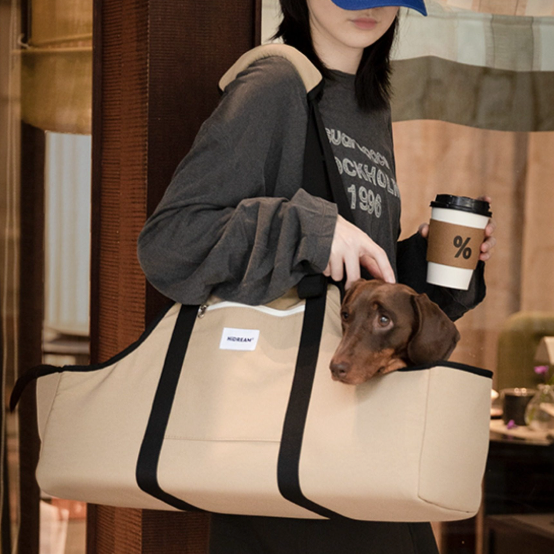 DoxiCarry Dachshund Shoulder Bag – Lightweight Portable Dog Bag