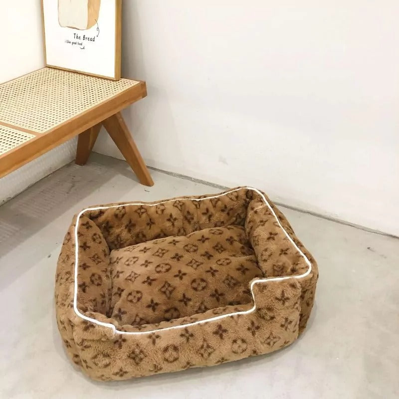 www.doxie.us-Cozy-Dachshund-Bed