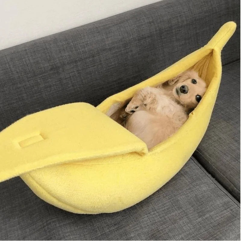 www.doxie.us-DoxieNest-Dachshund-Banana-Bed